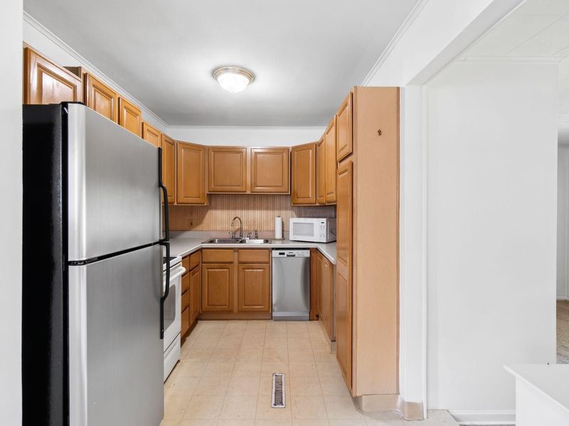 1062 Strimple Avenue, Columbus, OH 43229 Photo 13
