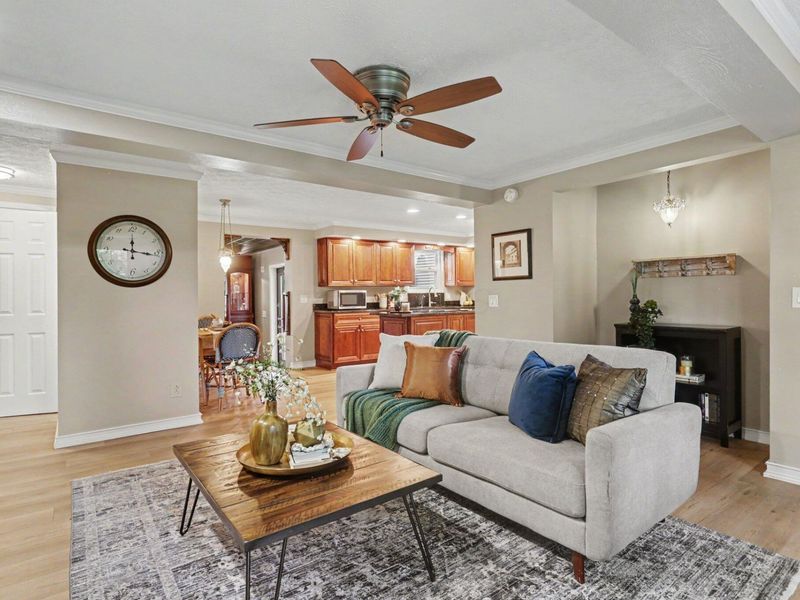 1990 Palouse Drive, London, OH 43140 Photo 12