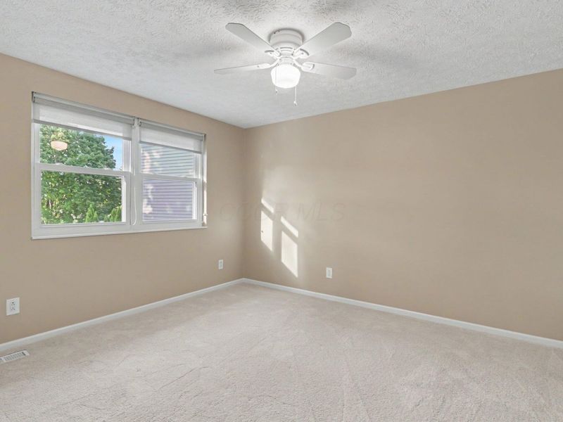 1990 Palouse Drive, London, OH 43140 Photo 29