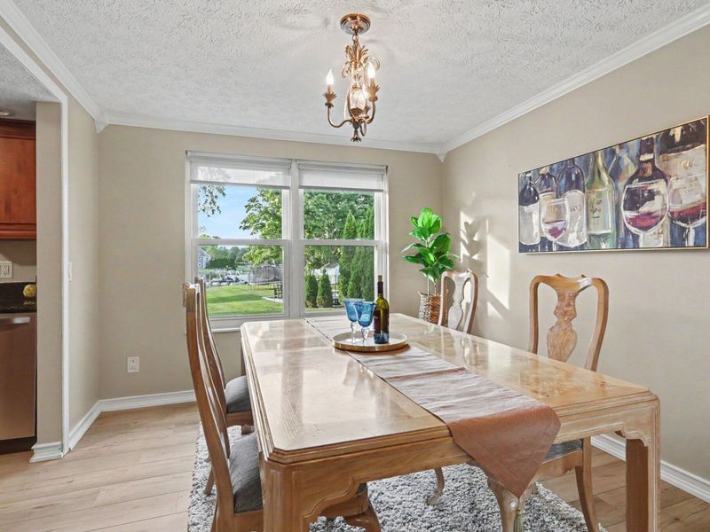 1990 Palouse Drive, London, OH 43140 Photo 5