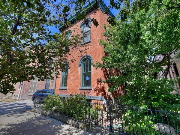210 E 5th Street, Covington, KY 41011