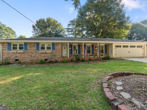 1212 Stephens Street SW, Lilburn, GA 30047