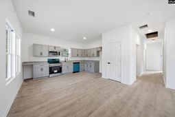 401 Drayton Road  photo 4