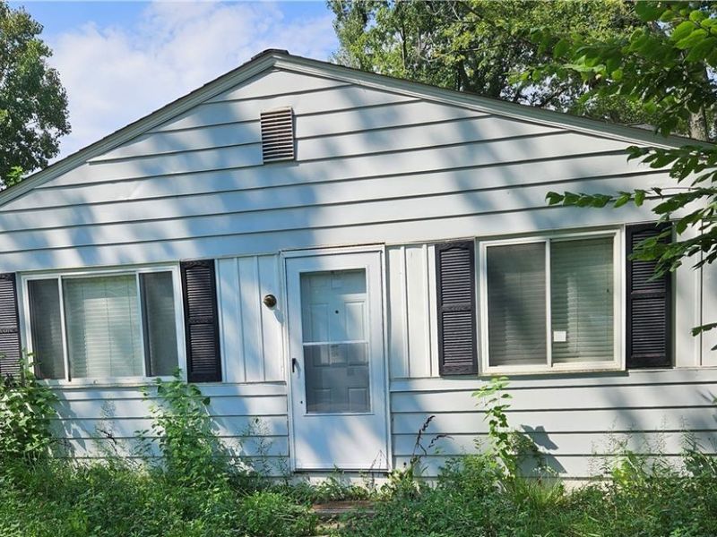 5536 Pleasant Avenue, North Ridgeville, OH 44039 Photo 2