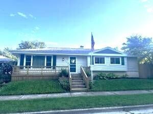 5317 65th Pl, Kenosha, WI 53142