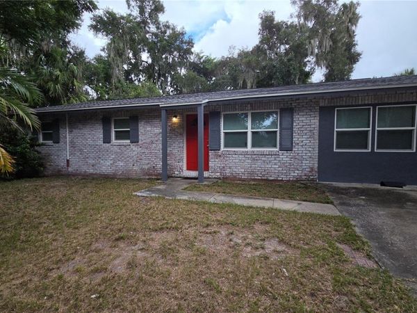 105 S COLORADO AVE , DELAND, FL 32720
