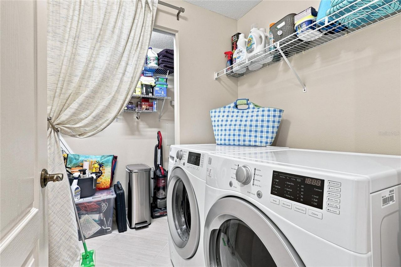9570 High Gate Drive, Unit 1715, Sarasota, FL 34238 Photo
