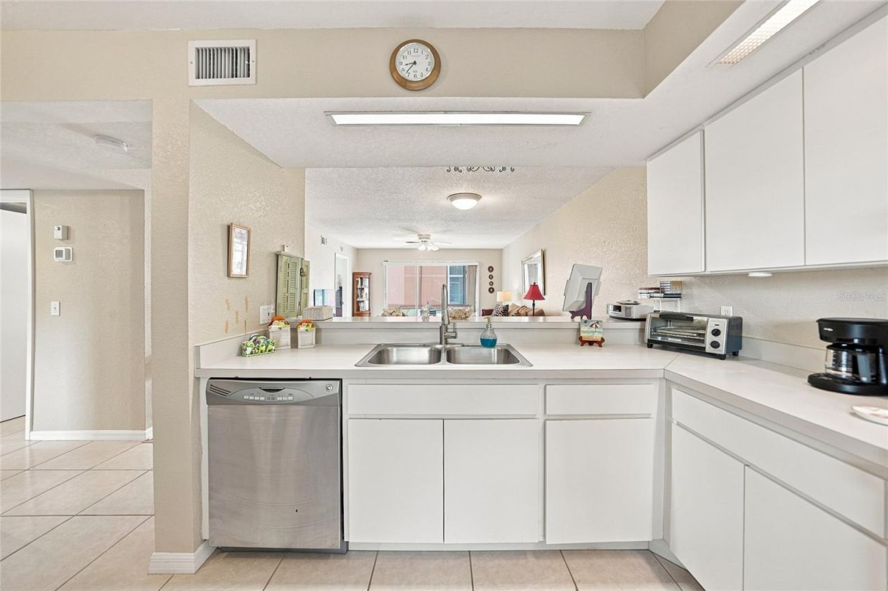449 Royal Poinciana, Unit 311, Punta Gorda, FL 33955 Photo