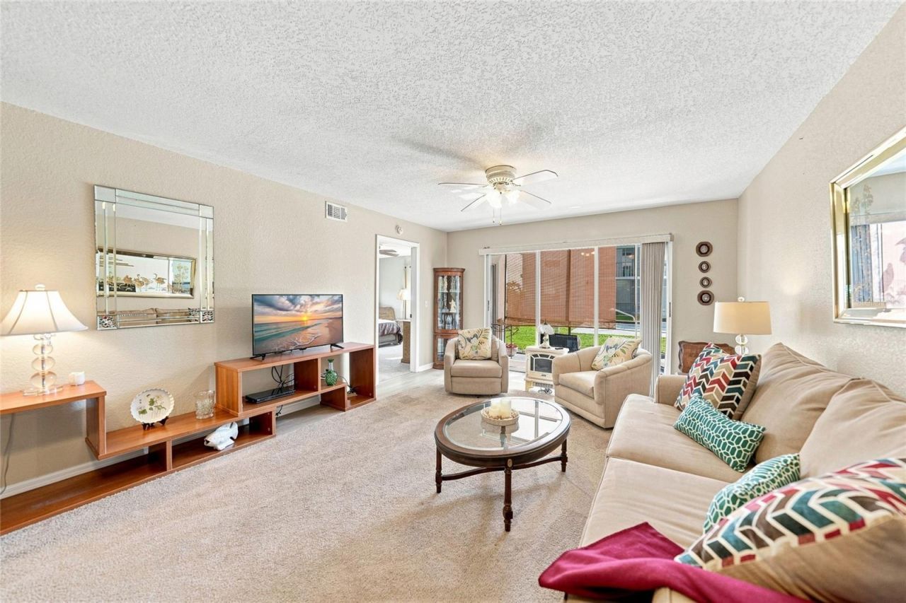 449 Royal Poinciana, Unit 311, Punta Gorda, FL 33955 Photo