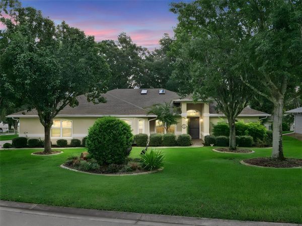 21142 EDINBOROUGH PLACE , LEESBURG, FL 34748