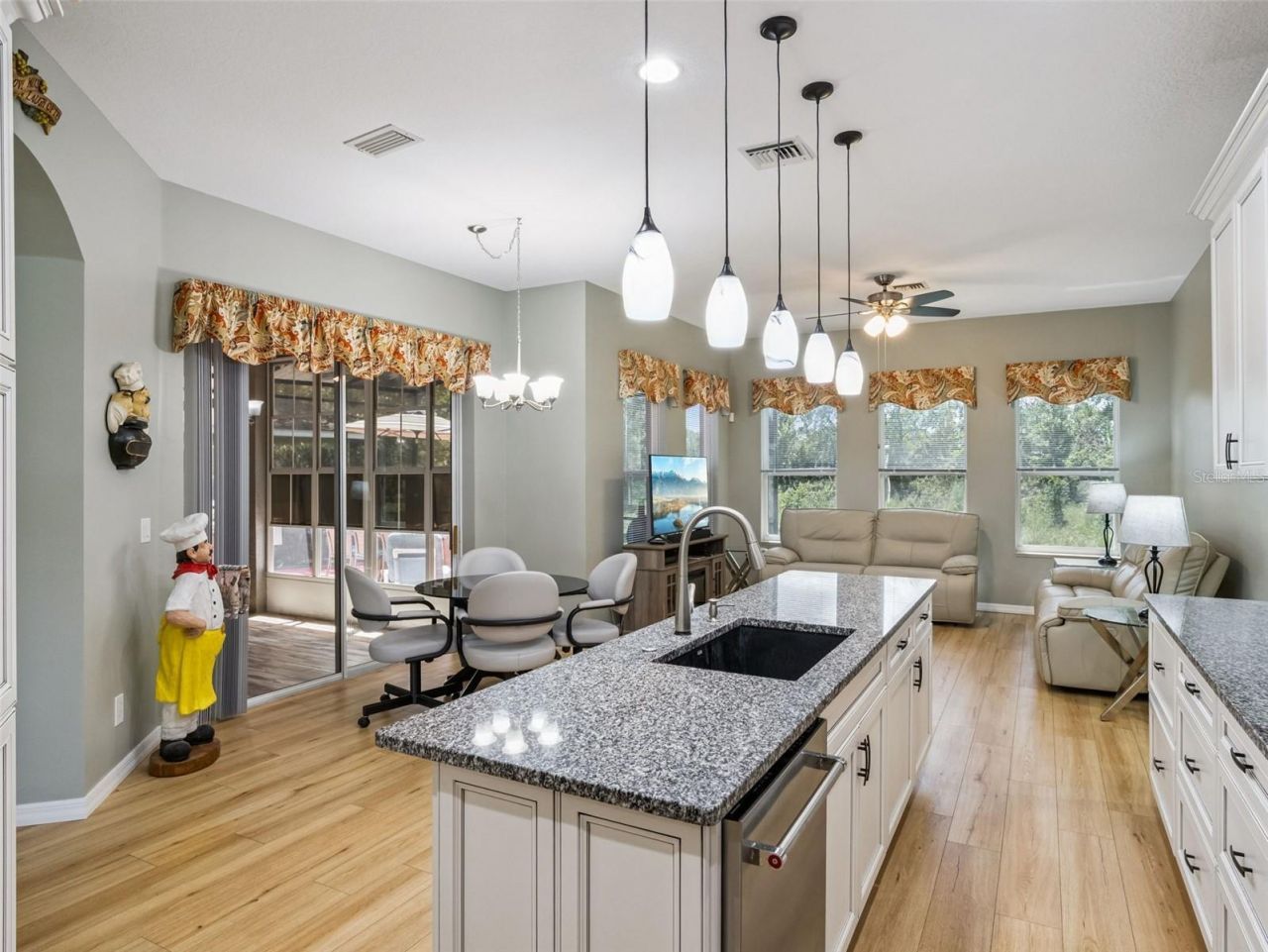 5602 Squires Drive , Leesburg, FL 34748 Photo
