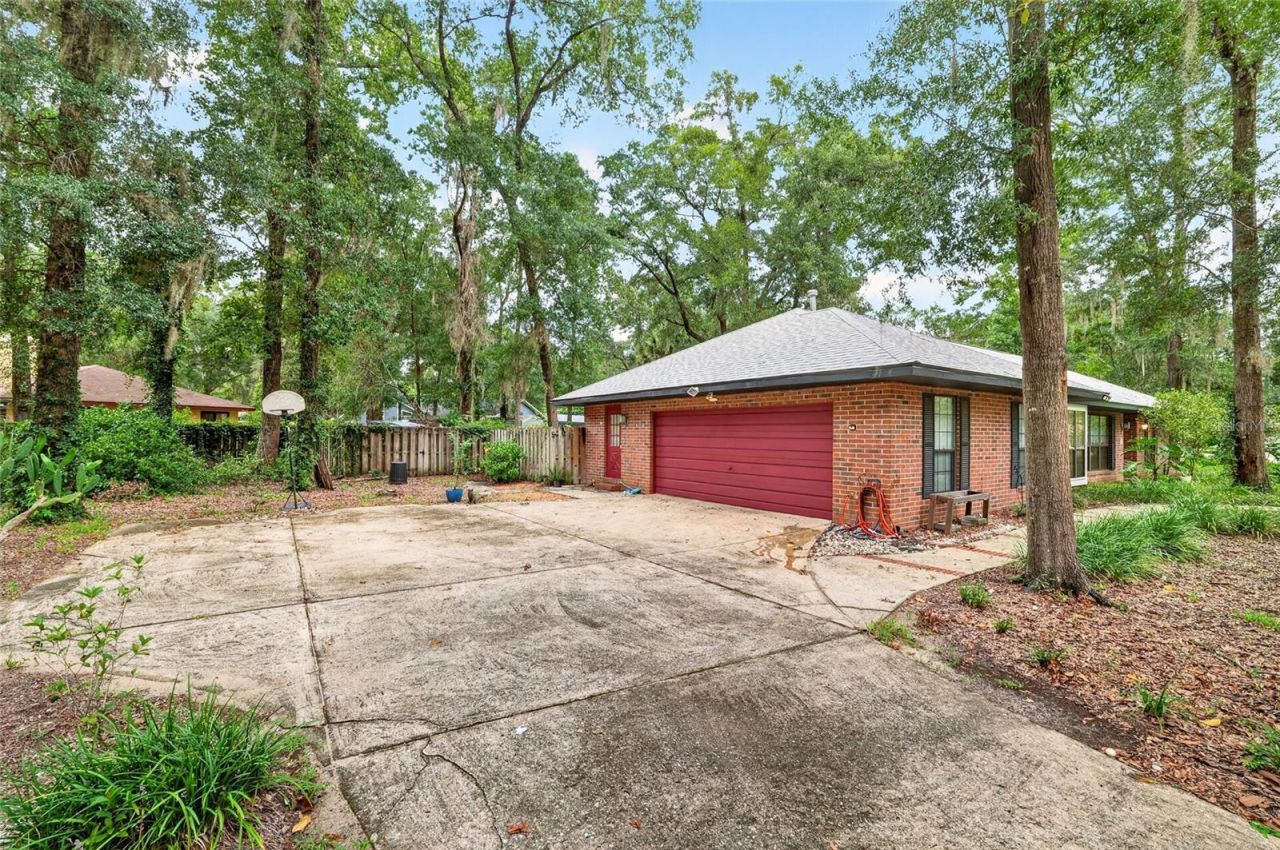 2936 NW 23rd Drive, Gainesville, FL 32605 Photo