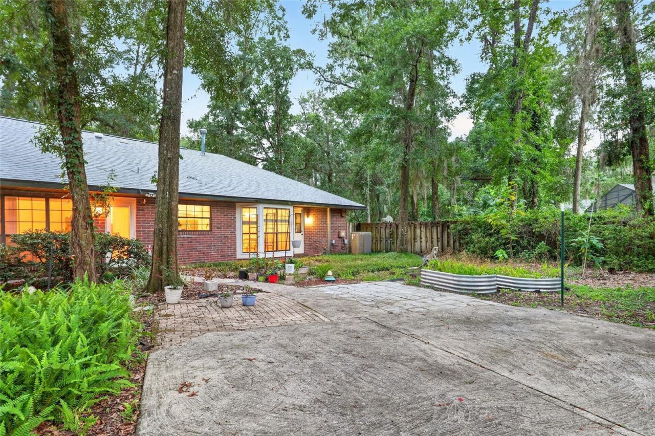 2936 NW 23rd Drive, Gainesville, FL 32605 Photo