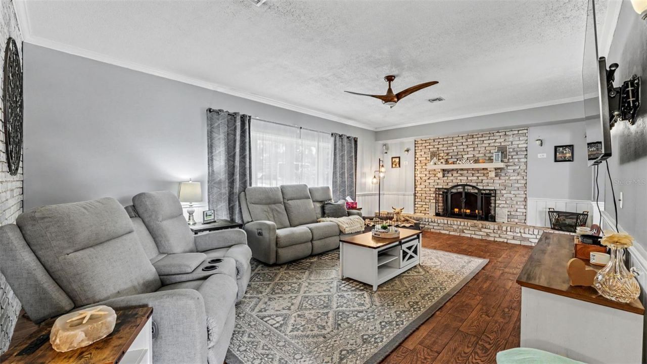 2406 Lake Ella Road, Fruitland Park, FL 34731 Photo