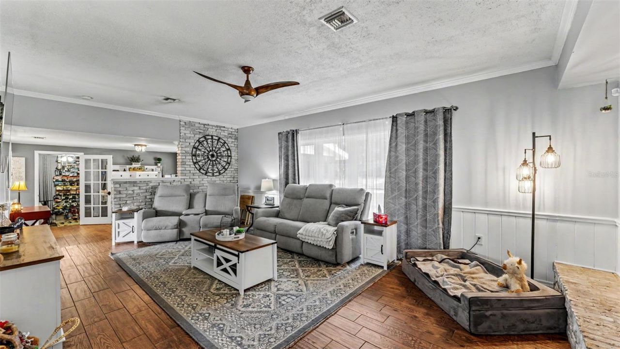 2406 Lake Ella Road, Fruitland Park, FL 34731 Photo
