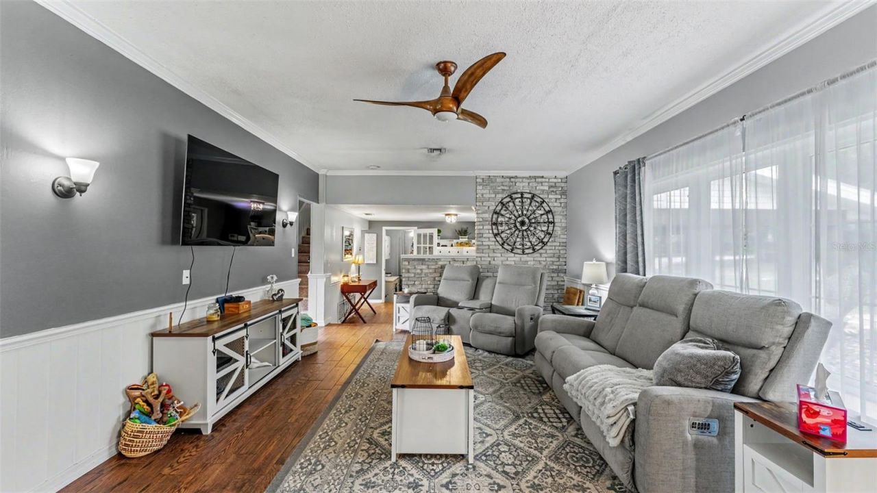 2406 Lake Ella Road, Fruitland Park, FL 34731 Photo