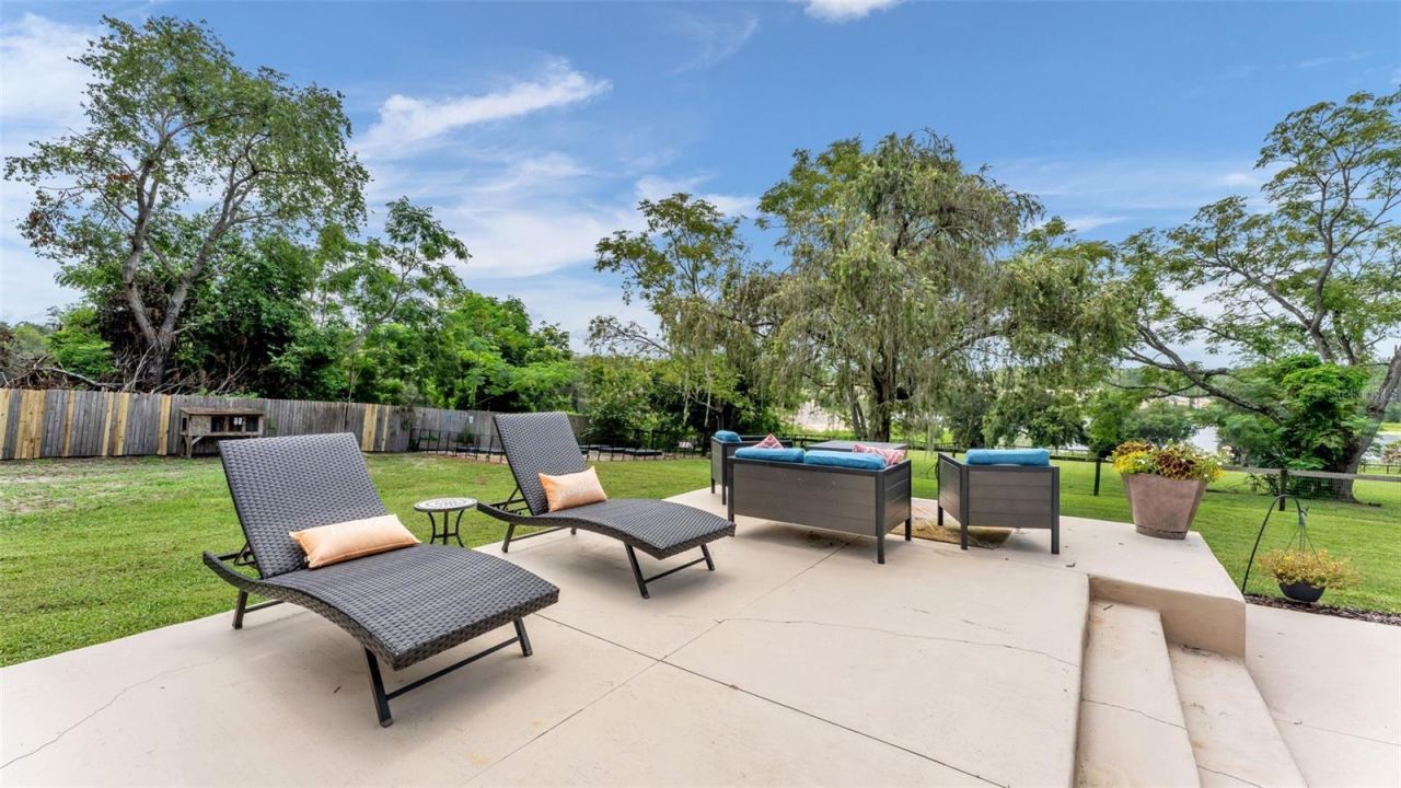 2406 Lake Ella Road, Fruitland Park, FL 34731 Photo