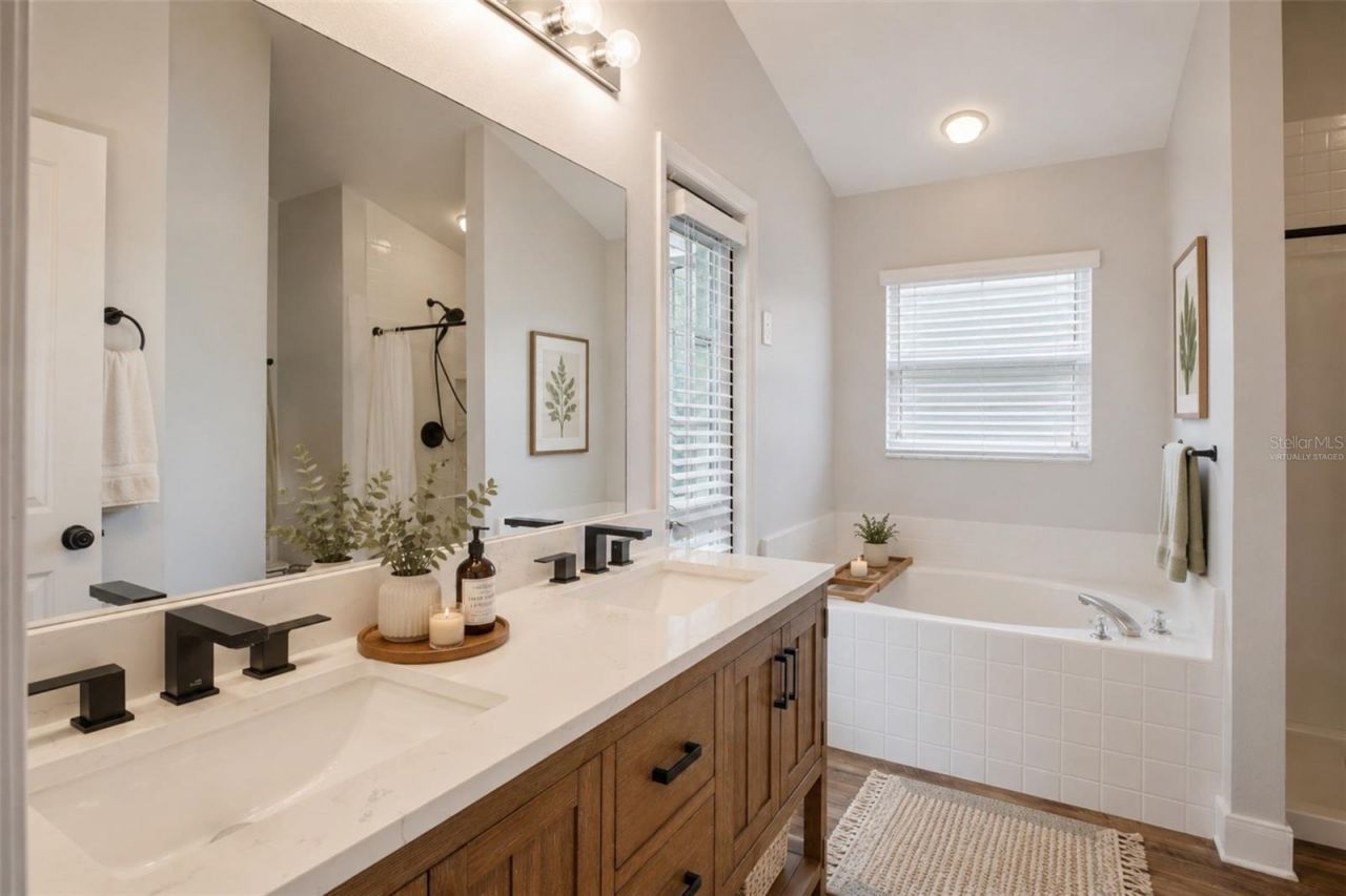 1114 Bloomingdale Drive, Davenport, FL 33897 Photo