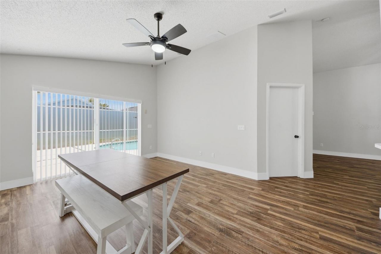 1114 Bloomingdale Drive, Davenport, FL 33897 Photo