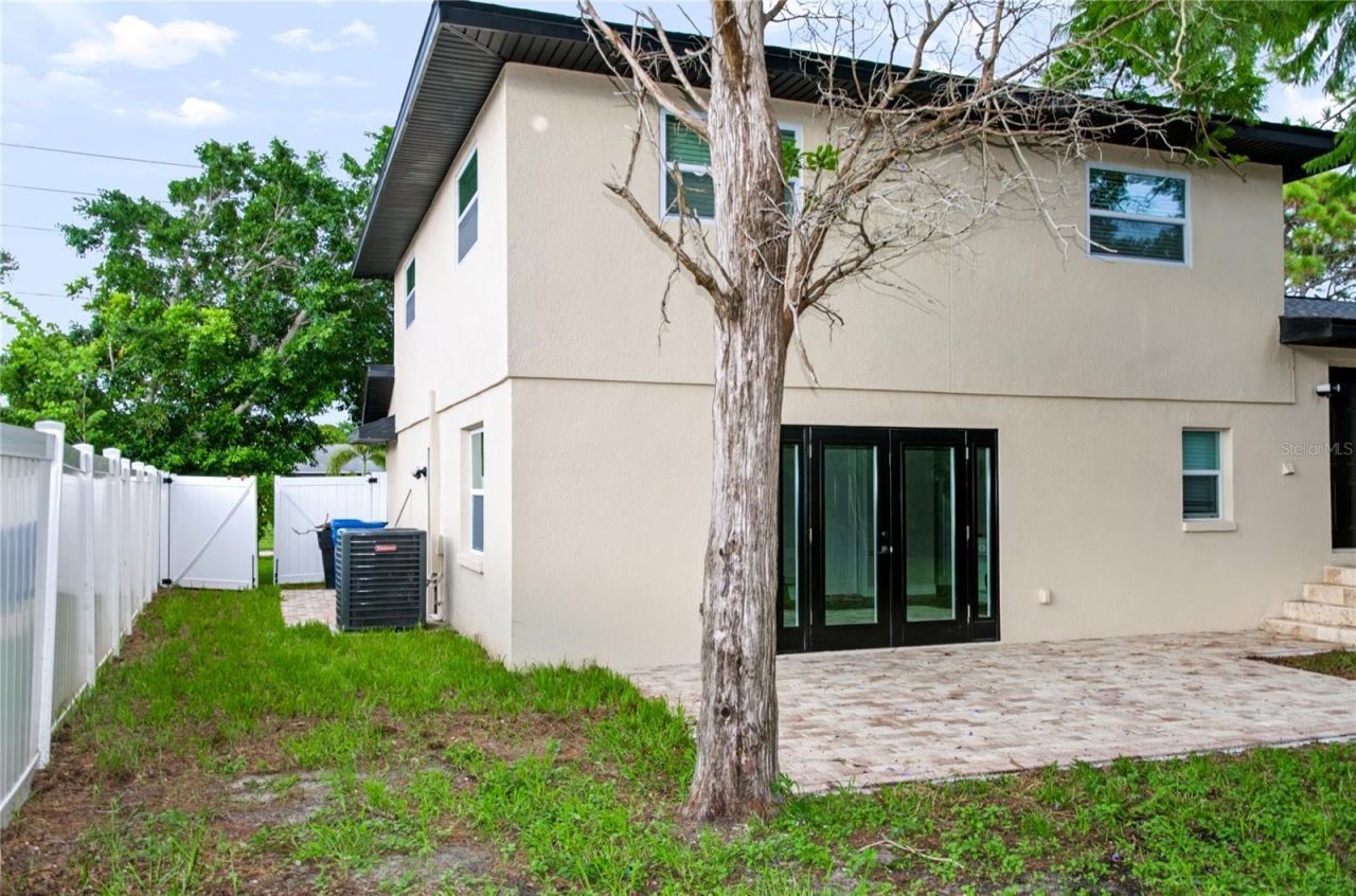 2596 Columbus Way S, Saint Petersburg, FL 33712 Photo