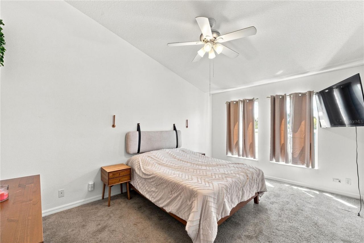 13158 Thoroughbred Loop, Largo, FL 33773 Photo
