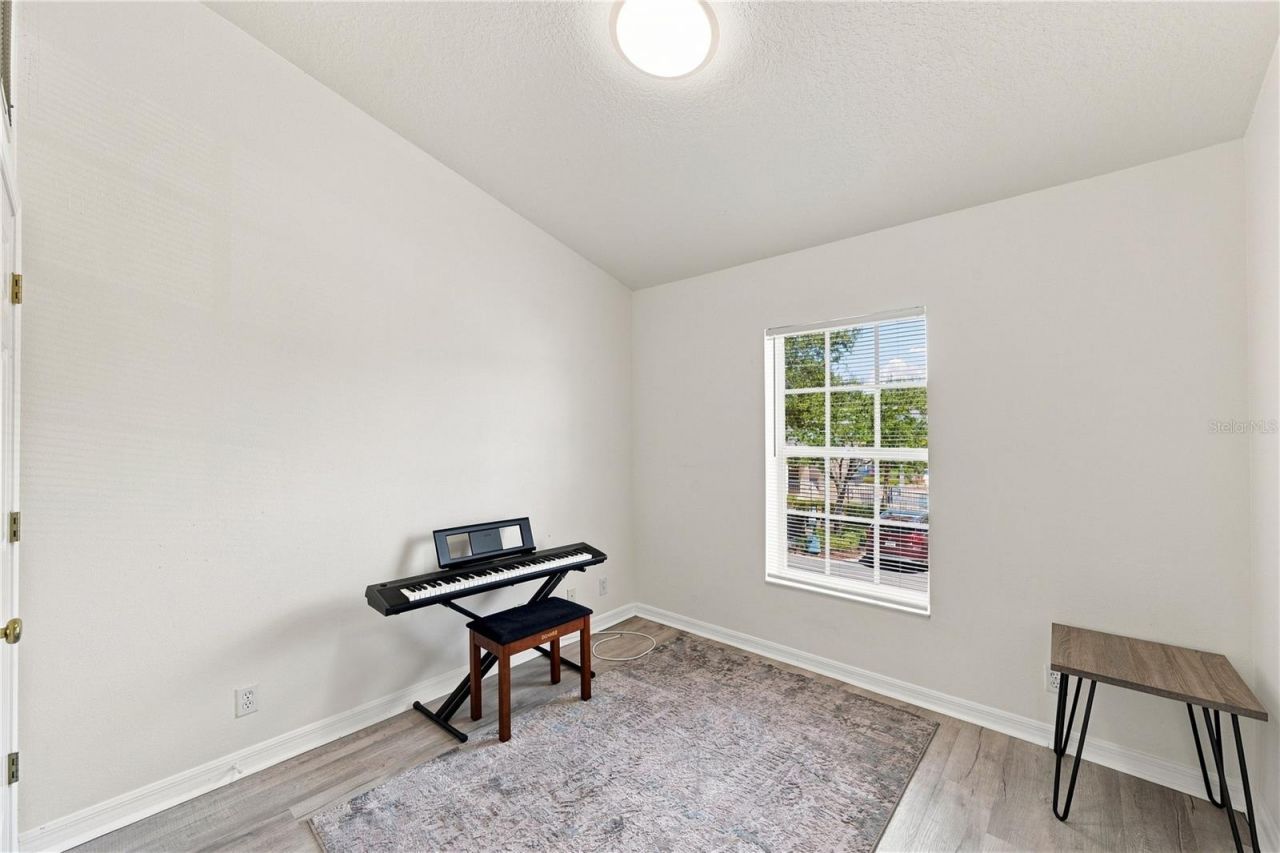 13158 Thoroughbred Loop, Largo, FL 33773 Photo