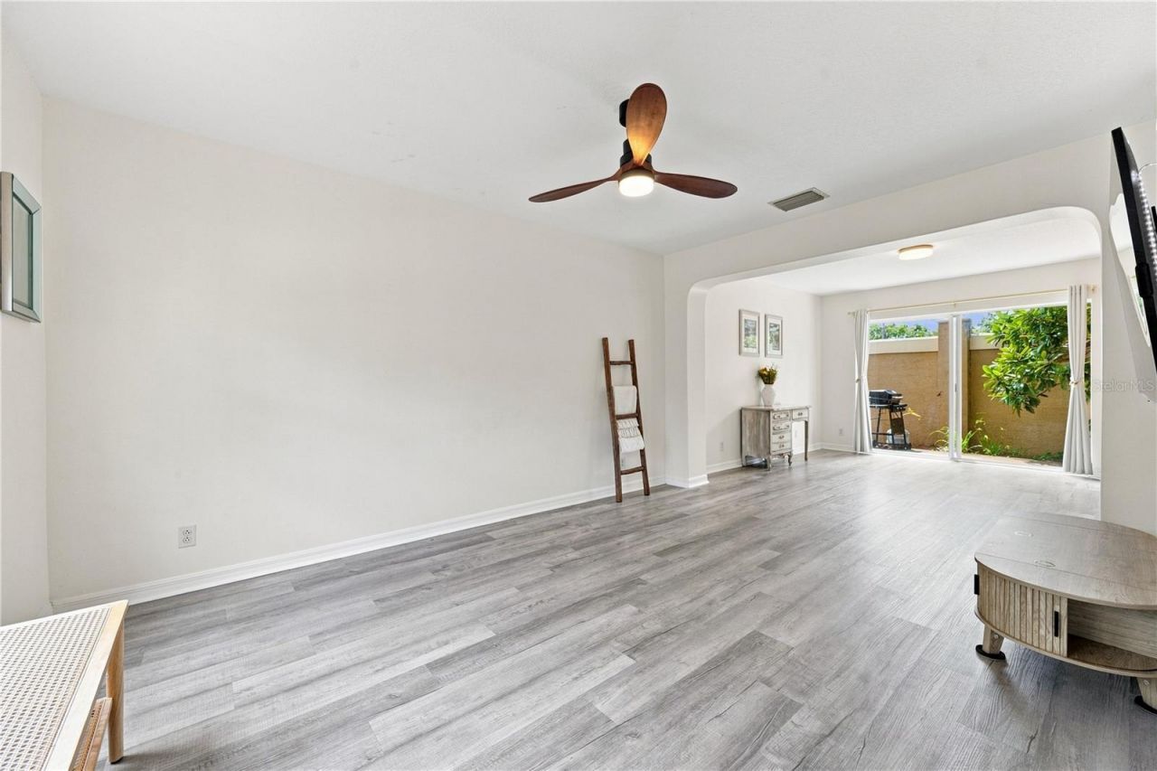13158 Thoroughbred Loop, Largo, FL 33773 Photo