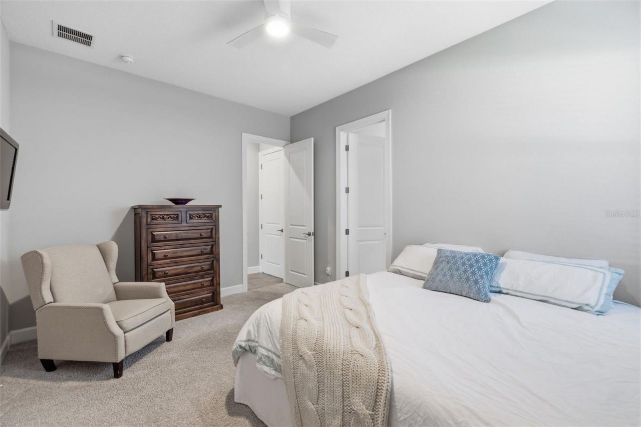 18615 Rue Beauvais, Lutz, FL 33558 Photo