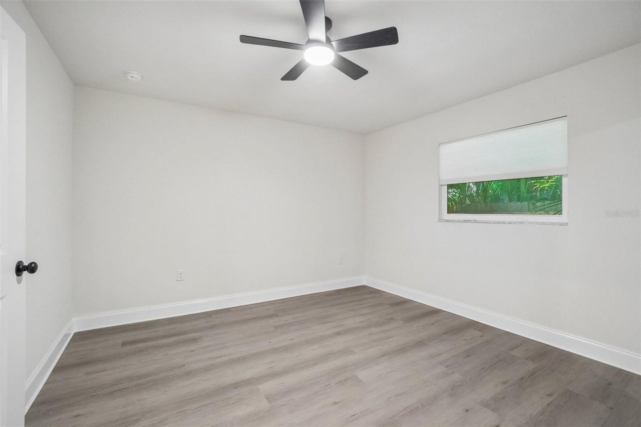1810 Maryland Avenue Ne, Saint Petersburg, FL 33703 Photo