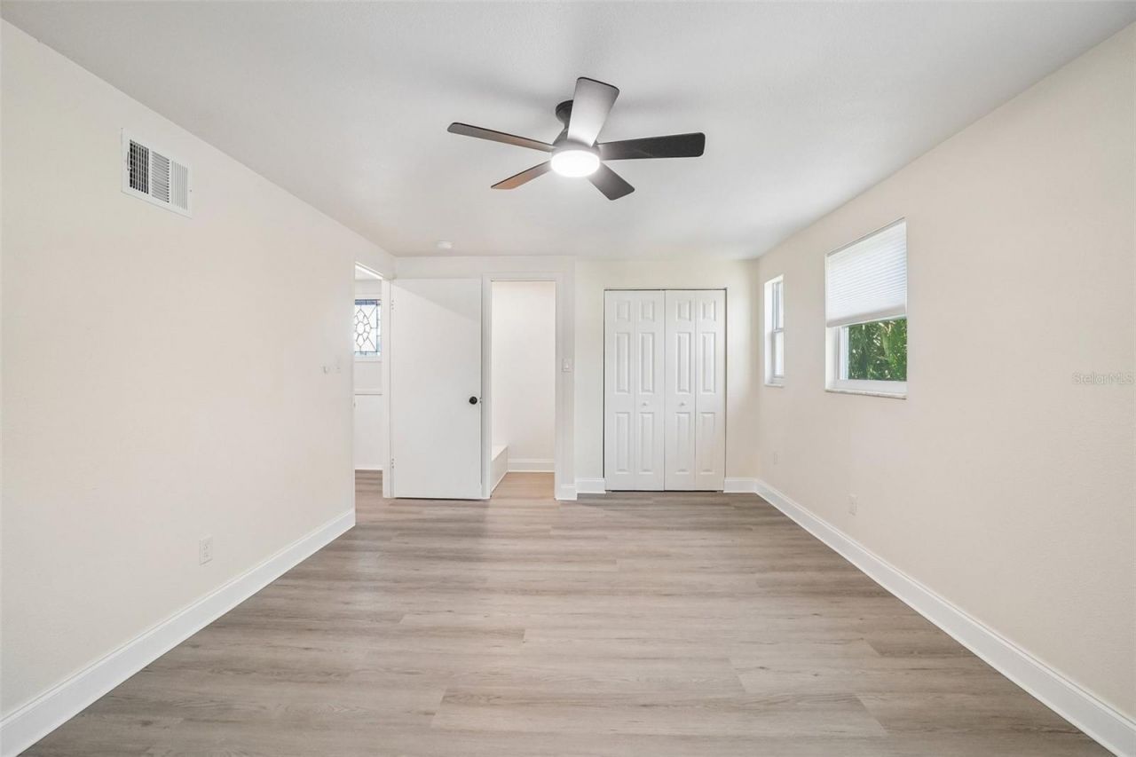 1810 Maryland Avenue Ne, Saint Petersburg, FL 33703 Photo