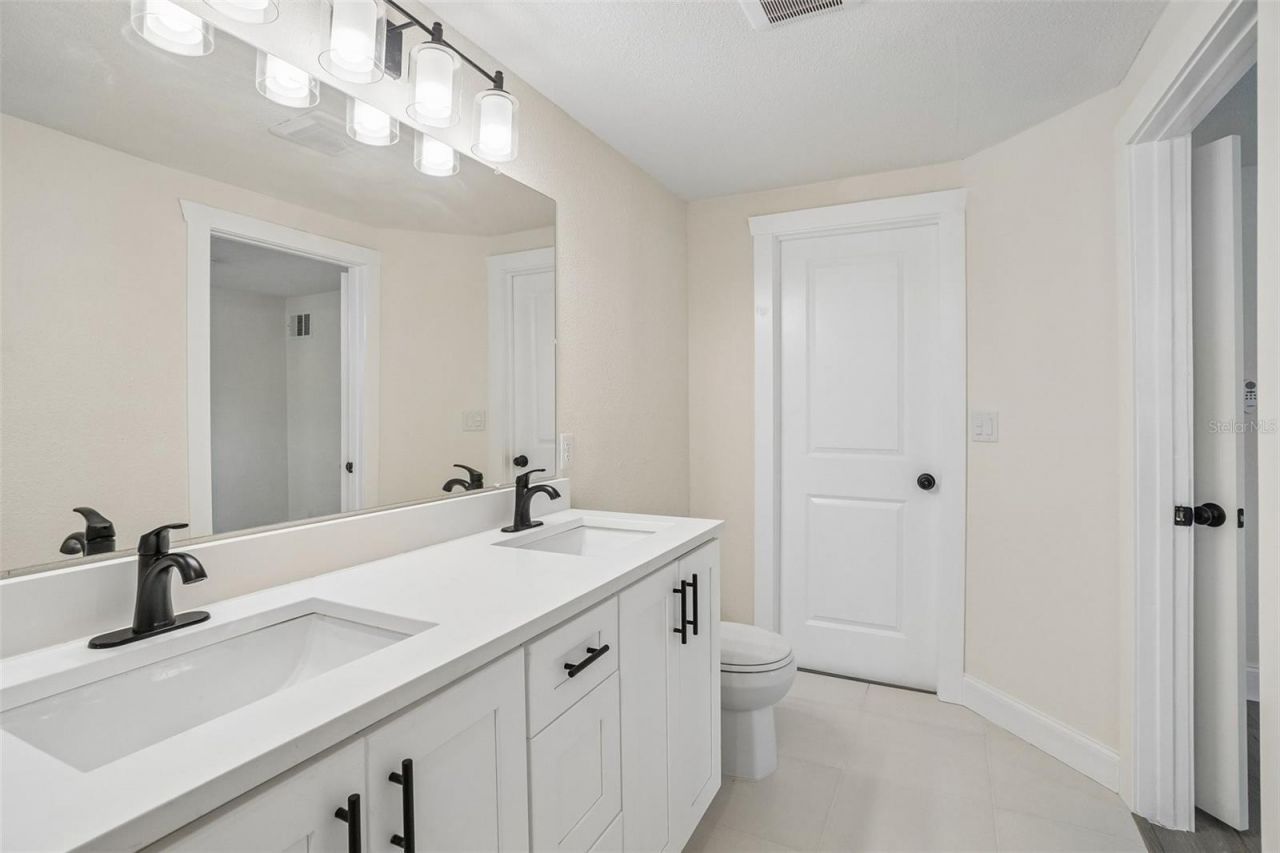 1810 Maryland Avenue Ne, Saint Petersburg, FL 33703 Photo