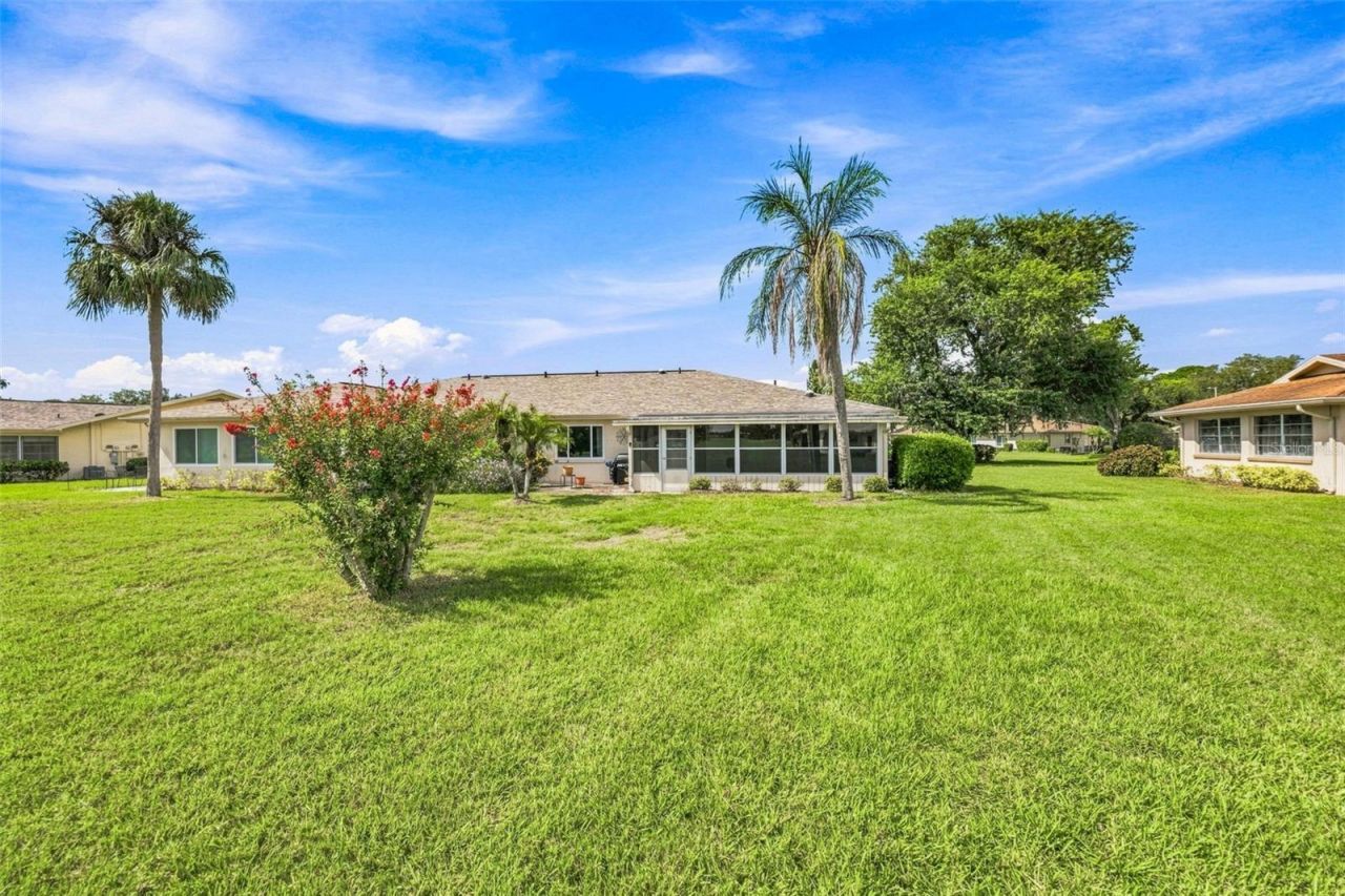 2202 Highclere Circle , Unit 2202, Sun City Center, FL 33573 Photo