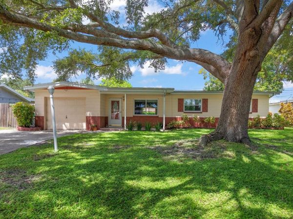 3531 FLORAL DRIVE SE, LARGO, FL 33771