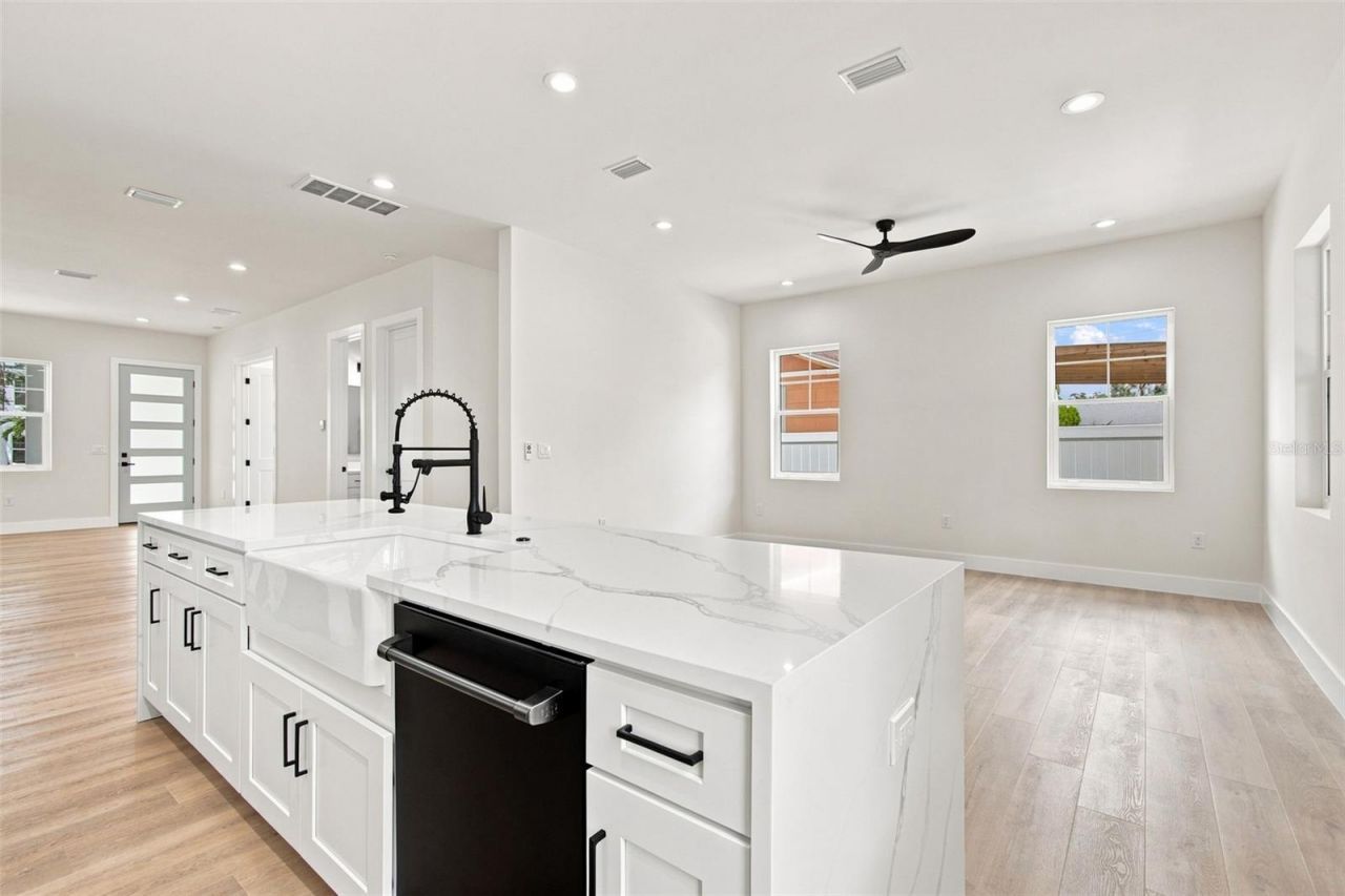 5310 7th Avenue N, Saint Petersburg, FL 33710 Photo