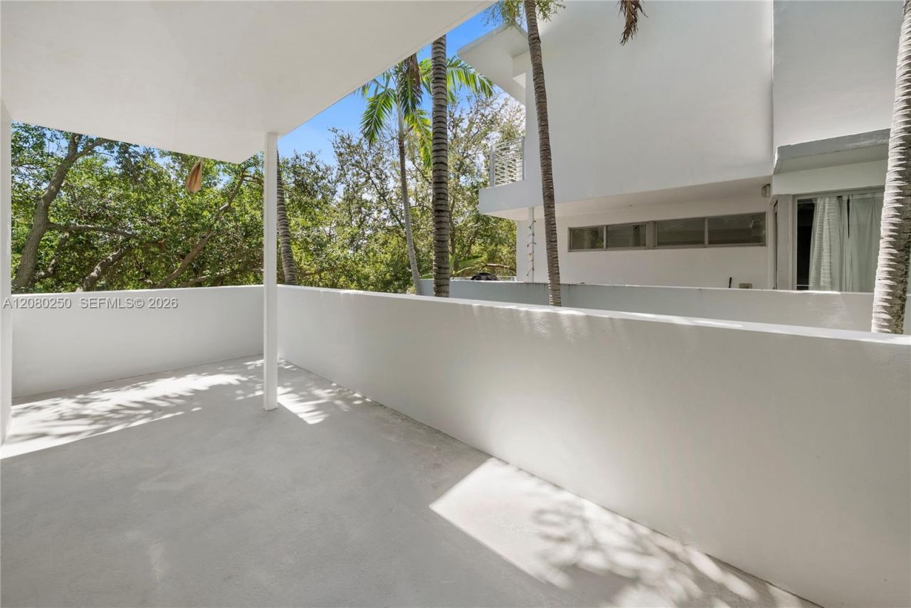 179 N Shore Dr, Unit 179-6, Miami Beach, FL 33141 Photo