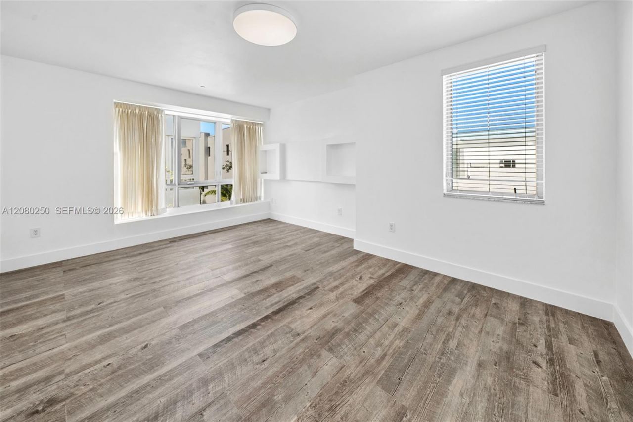 179 N Shore Dr, Unit 179-6, Miami Beach, FL 33141 Photo