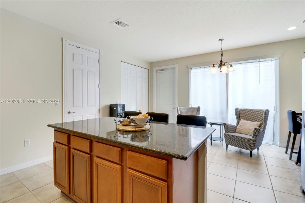 1184 Islamorada Dr , Unit 1184, Jupiter, FL 33458 Photo