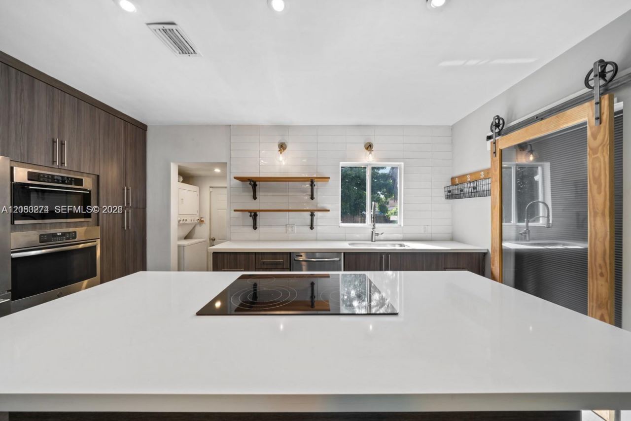 534 NW 50th St , Unit A, Miami, FL 33127 Photo