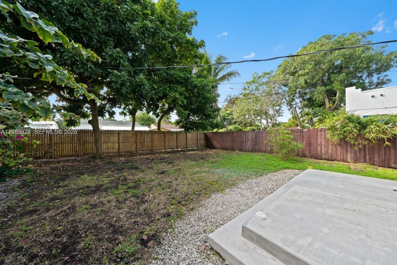 534 NW 50th St , Unit A, Miami, FL 33127 Photo