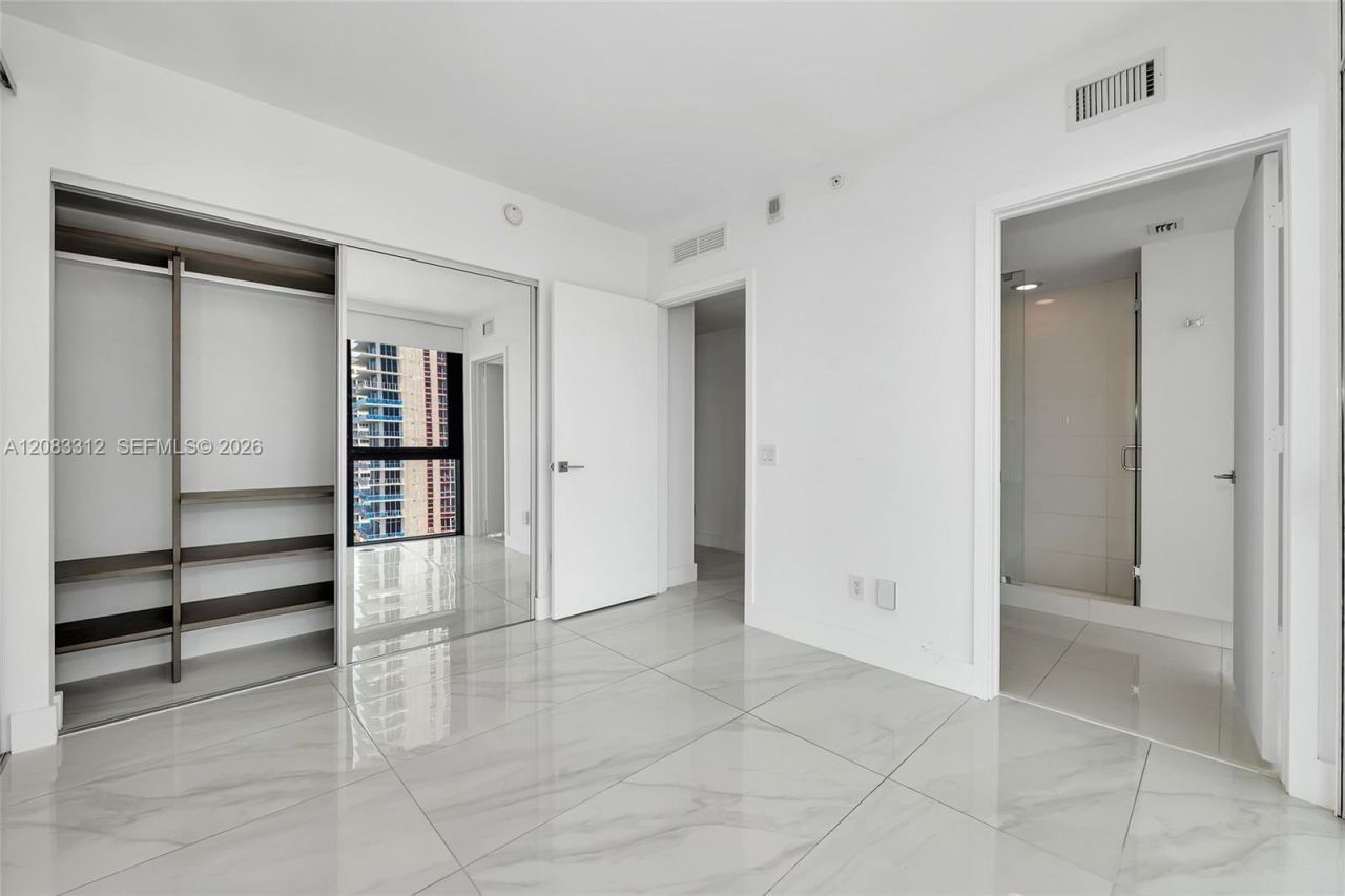 3131 NE 7th Ave , Unit 1806, Miami, FL 33137 Photo