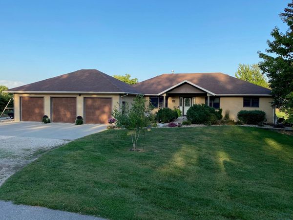 212 Alpine Street, Sutherland, IA 51058