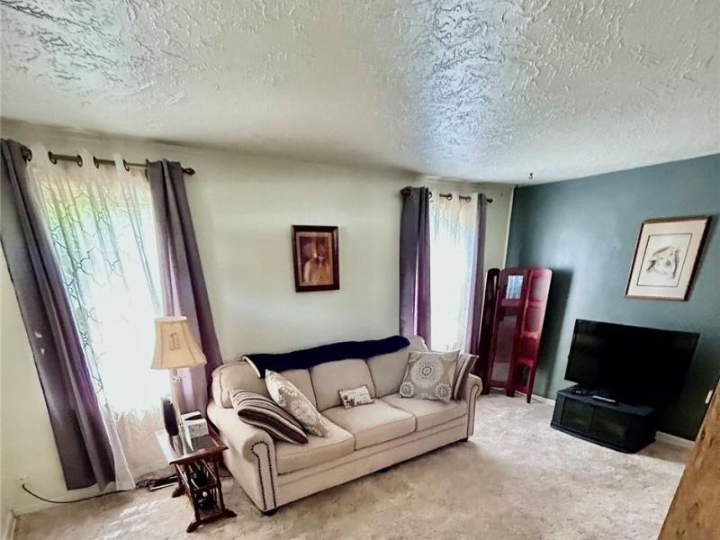 198 Courtland Boulevard, Eastlake, OH 44095 Photo 2