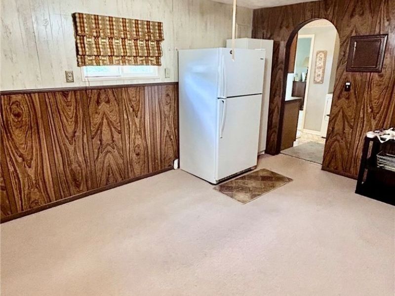 198 Courtland Boulevard, Eastlake, OH 44095 Photo 5
