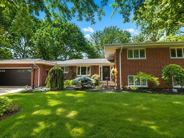 1604 Sprucewood, ROCKFORD, IL 61107