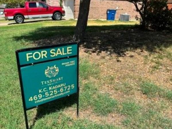 2755 Hacienda Lake Drive, Little Elm, TX 75068
