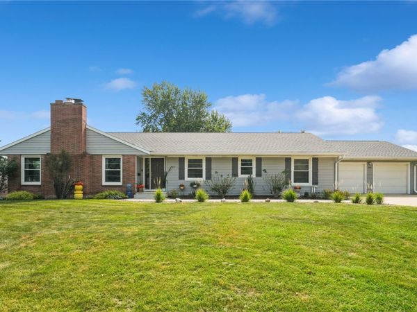 3615 Bever Avenue SE, Cedar Rapids, IA 52403