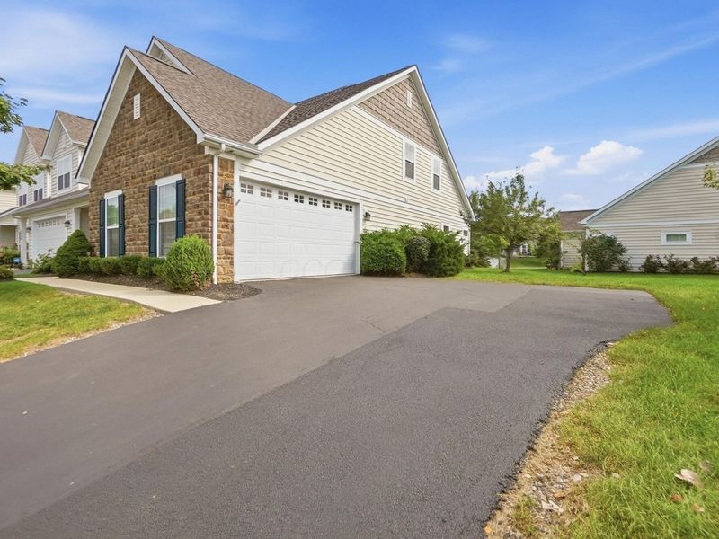 4685 Newport Loop W, Grove City, OH 43123 Photo 22