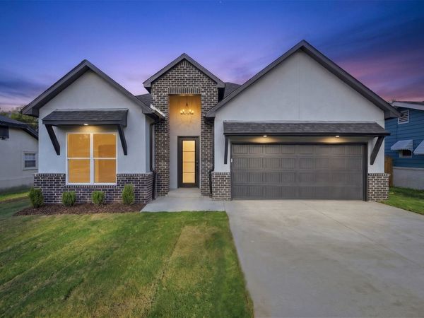 508 N Ross Street , Sapulpa, OK 74066