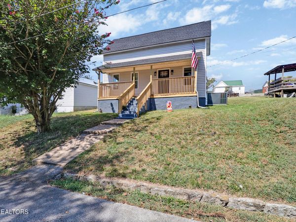 213 Birch St. , Harriman, TN 37748