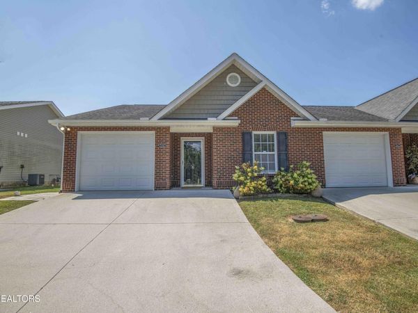 5141 Spring Petal Way, Knoxville, TN 37912